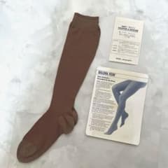 GILOFA FEIN 着圧ソックス ブラウン ドイツ製 GILOFA FEIN 着圧ソックス ブラウン ドイツ製 男女兼用Mサイズ - メルカリ