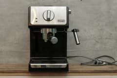 DeLonghi エスプレッソ・カプチーノメーカー ECP3220J-BK - メルカリ