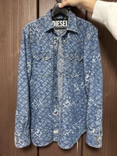 DIESEL ブルーデニムジャケット　Ｓサイズのサムネイル