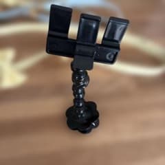 スマホスタンド クリップ式 写真を撮る時などスマホに挟んで使用。のサムネイル