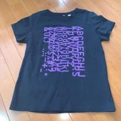 UNIQLOT 半袖ロゴTシャツのサムネイル