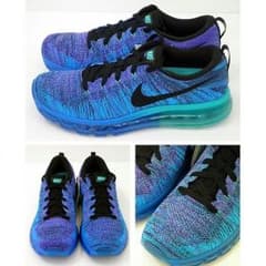 NIKE FLYNIT MAXのサムネイル