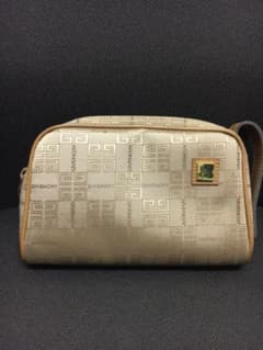 Givencyのサムネイル