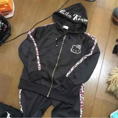 キティちゃんのジャージのサムネイル