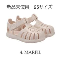 【新品未使用】イゴール　トビー　ソリッド　アイボリー　EU25 日本15cmのサムネイル