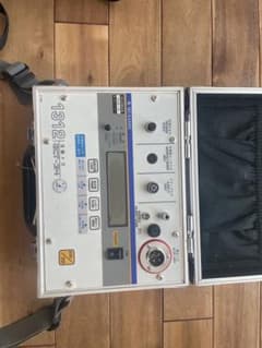 ムサシインテック　活線メガー　GCT-34 ジャンク品のサムネイル