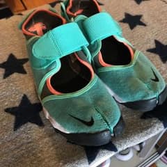 ナイキ  エアリフトのサムネイル