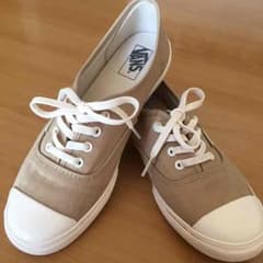 vans ベージュスニーカー 24.5のサムネイル