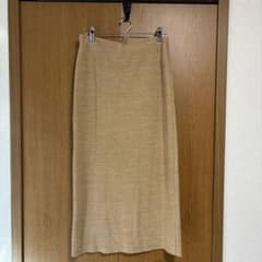ベージュ ロングタイトスカートのサムネイル