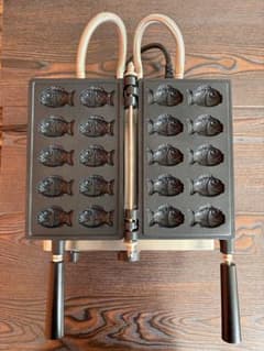 k*z様 【美品】業務用電気式たい焼き器 NP-449 魚型ワッフルメーカーのサムネイル