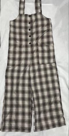 新品✨チェック柄サロペット ブラウン系のサムネイル