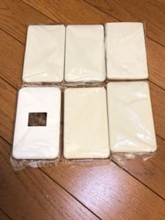 コンセントカバー、金具のサムネイル