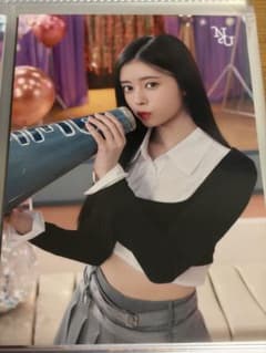 RIMA NiziUniversity トレカ 4枚セットのサムネイル