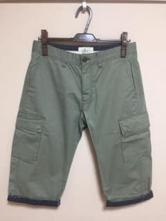 CIQUETO ikka  カーゴハーフパンツ ミディアム丈のサムネイル
