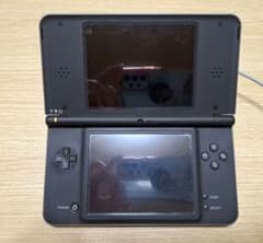 Nintendo DSi LL 本体 ダークブラウン 充電器有りのサムネイル
