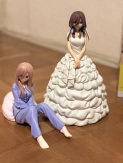 五等分の花嫁 中野三玖 フィギュア 2体セットのサムネイル