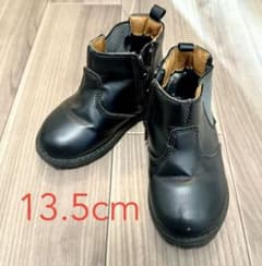ZARA kids ブーツ 黒 13.5cmのサムネイル