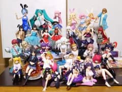 美少女フィギュア 30体 プライズ まとめ売り 箱無し 六花 ライザ 他 美少女フィギュア 30体 プライズ まとめ売り 箱無し 初音ミク 咲 澪 他