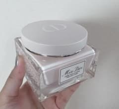 【ほぼ残量あり】ディオール ミスディオールボディクリーム 150mL ほぼ残量あり】ディオール ミスディオールボディクリーム 150mL - メルカリ