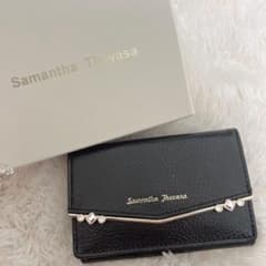 samantha thavasa 財布のサムネイル