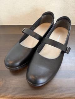 fuwaraku ストラップパンプス ブラックのサムネイル
