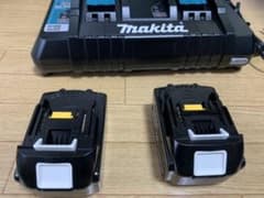 マキタ二口充電器マキタBL1860B4個のサムネイル