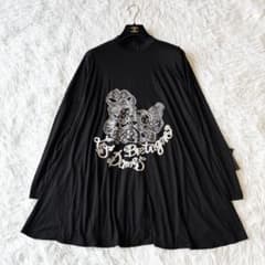 新品TOKUKO 1er VOL 刺繍フレアカットソー黒 ゆったり モックネック 新品TOKUKO 1er VOL 刺繍フレアカットソー黒 ゆったり モックネック
