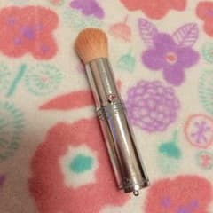 ジルスチュアート♡チークブラシ♡のサムネイル
