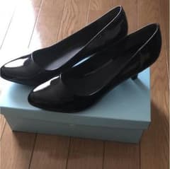 UNIQLOパンプス エナメル 24㎝ 新品！のサムネイル