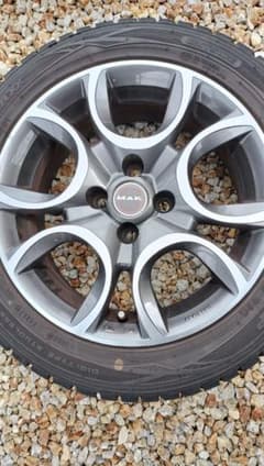 FIAT 500対応 MAK 15インチ ホイール DUNLOP スタッドレスのサムネイル