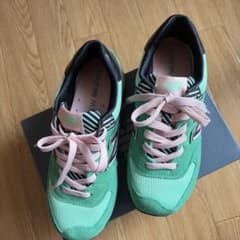 New Balance ミントグリーン スニーカーのサムネイル