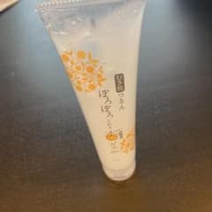 むき肌つるん　ぽろぽろとれる杏ジェル110gのサムネイル
