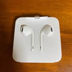 iPhone11 純正イヤホンのサムネイル