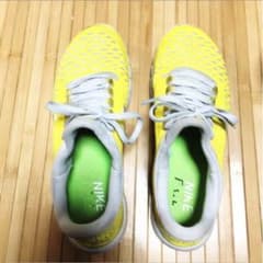 NIKE FREE(ナイキランニングシューズ)のサムネイル