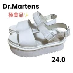 週末セール✨ドクターマーチン Dr.Martens VOSS QUAD 白UK5 週末セール✨ドクターマーチン Dr.Martens VOSS QUAD 白UK5 - メルカリ