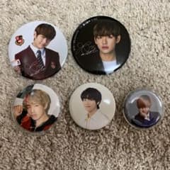 BTS テヒョン 缶バッジセットのサムネイル