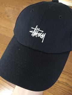 STUSSY 黒キャップのサムネイル