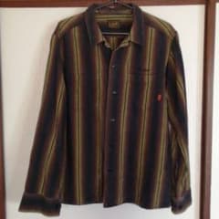 キャリー 柄シャツのサムネイル