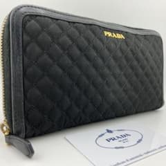 希少✨良品✨プラダ ジッピーウォレット 長財布 キルティング ゴールドロゴ 黒 希少✨良品✨プラダ ジッピーウォレット 長財布 キルティング ゴールド