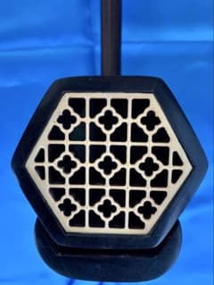 二胡★國際コンクール優勝者★万菊根先生の製作した★老紅木二胡です。 二胡☆國際コンクール優勝者☆万菊根先生の製作した☆老