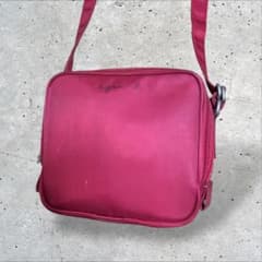 アニエスベーボヤージュ　ショルダーバッグ　ナイロン　斜め掛け　レッド　赤