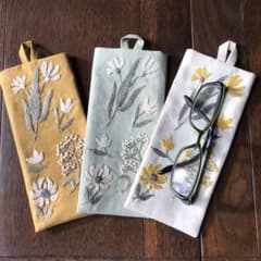 刺繍　メガネケース　オフホワイト　樋口愉美子のサムネイル