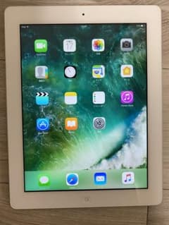 【良品】Apple iPad (第4世代) Wi-Fiモデル 32GBのサムネイル