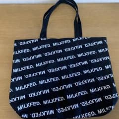 MILKFED. トートバッグのサムネイル