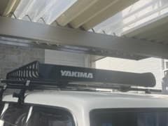 YAKIMA ルーフラック メガウォリアー ルーフバスケットのサムネイル