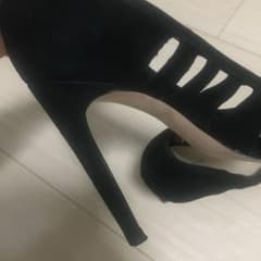 ZARA スエードパンプスのサムネイル