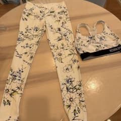 VICTORIA SPORT ヨガウェア 上下セット 花柄 - メルカリ