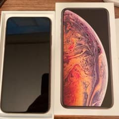 iPhone Xs Max Gold 64 GB SIMフリー バッテリー100のサムネイル
