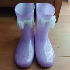 キッズ用 紫色 グリッター 長靴 20cm リボン付きのサムネイル