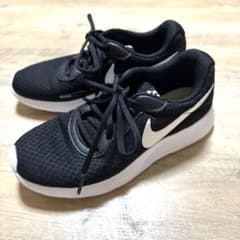 NIKE ナイキ　スニーカー　ジュニア　22.5㎝のサムネイル